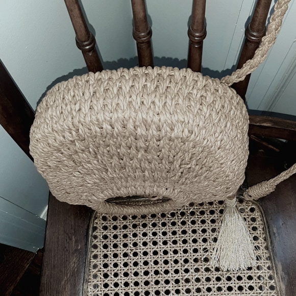 NEW Adorable Straw Bag - Picture 3 of 4